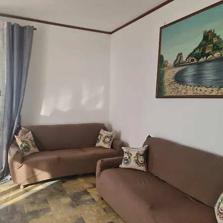 Carmela-enzo View Apartmán *