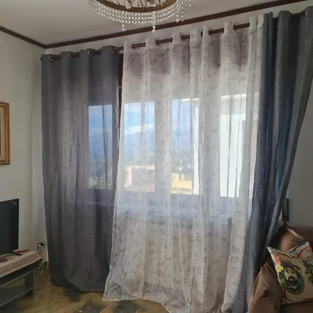 Carmela-enzo View *
